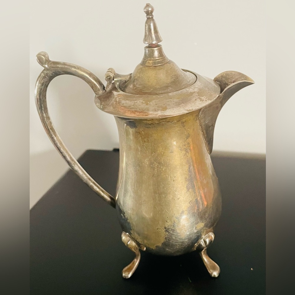 Antique Vintage EPNS Creamer Pitcher Paw Footed Lovely Art Nouveau